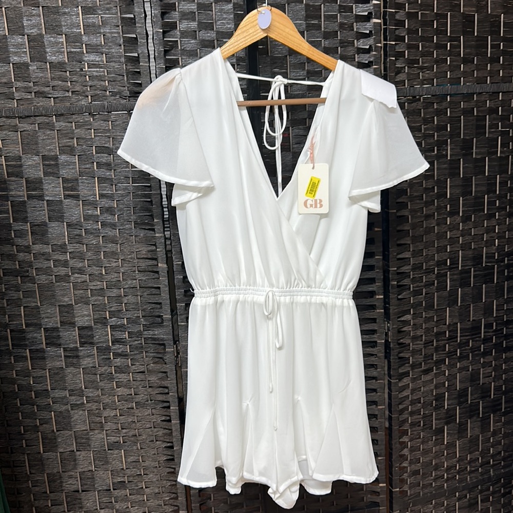 Gianni Bini White Flutter Sleeve Jumpsuit